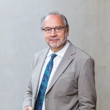 Prof. Peter Piot, M.D.